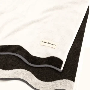 minnow Accessories<Business & Pleasure Riviera Beach Towel White