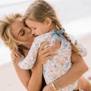 minnow One Pieces< X Daphne Oz Girls Rashguard One Piece Wild Bloom Floral